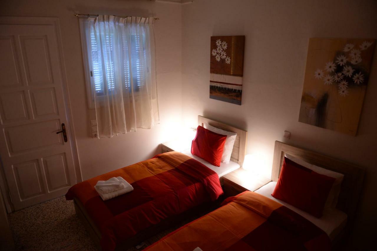 Patras White Castle Apartamento Exterior foto
